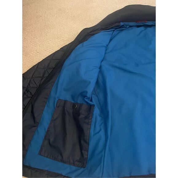 EUC Men’s UNTUCKit Jacket - Picture 7 of 8